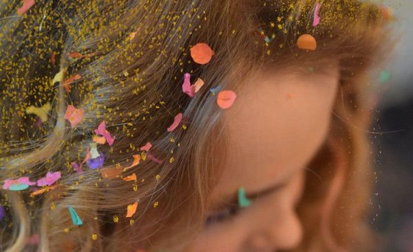 Put Some Sparkle in Your Life: Our Top Picks For the Best Hair Glitter on the Market